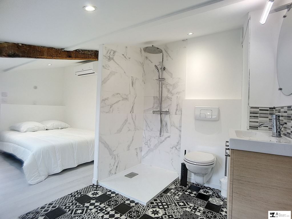 Immeuble 3 pièces à Cazeres